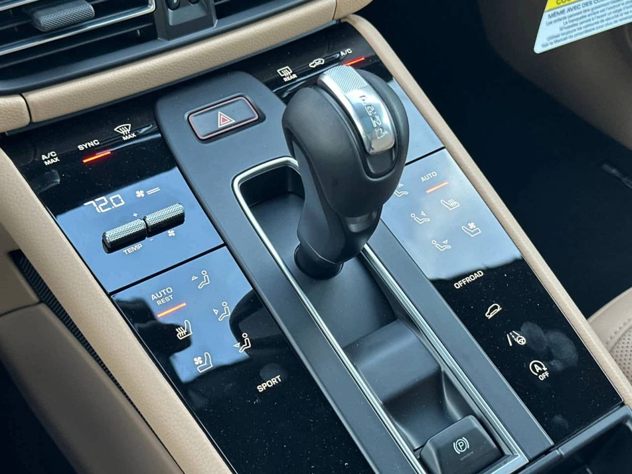 2026 Porsche Macan AWD