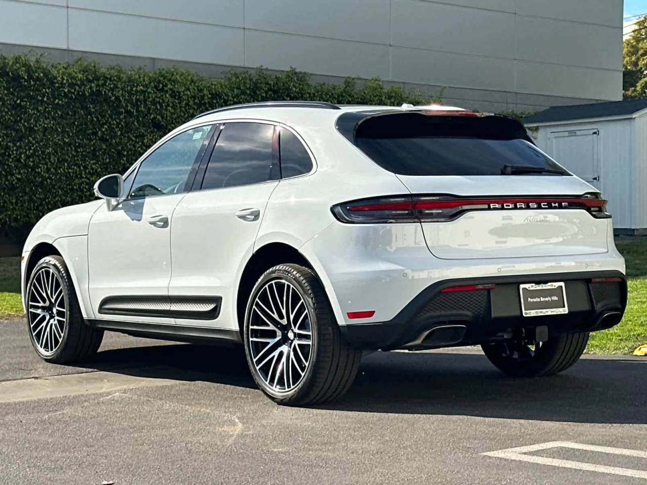 2026 Porsche Macan AWD