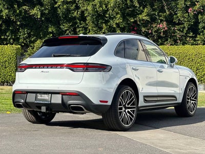 2026 Porsche Macan AWD