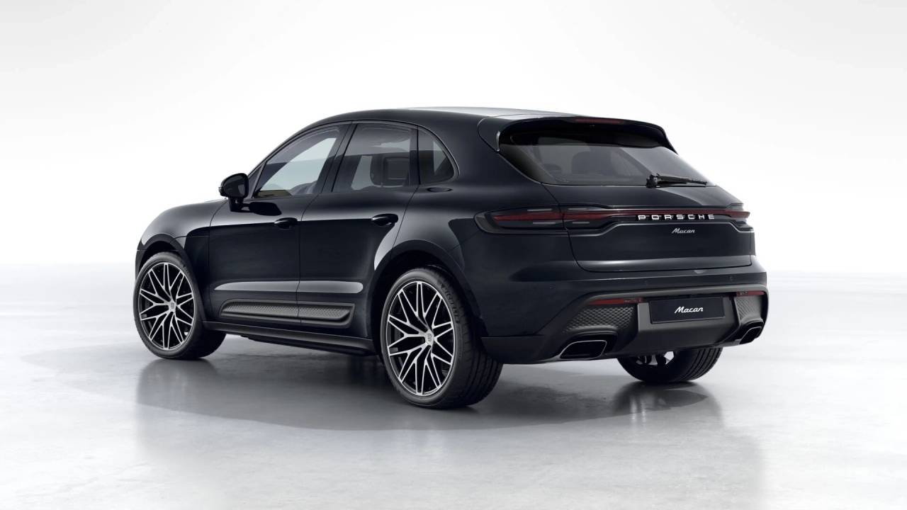 2026 Porsche Macan AWD