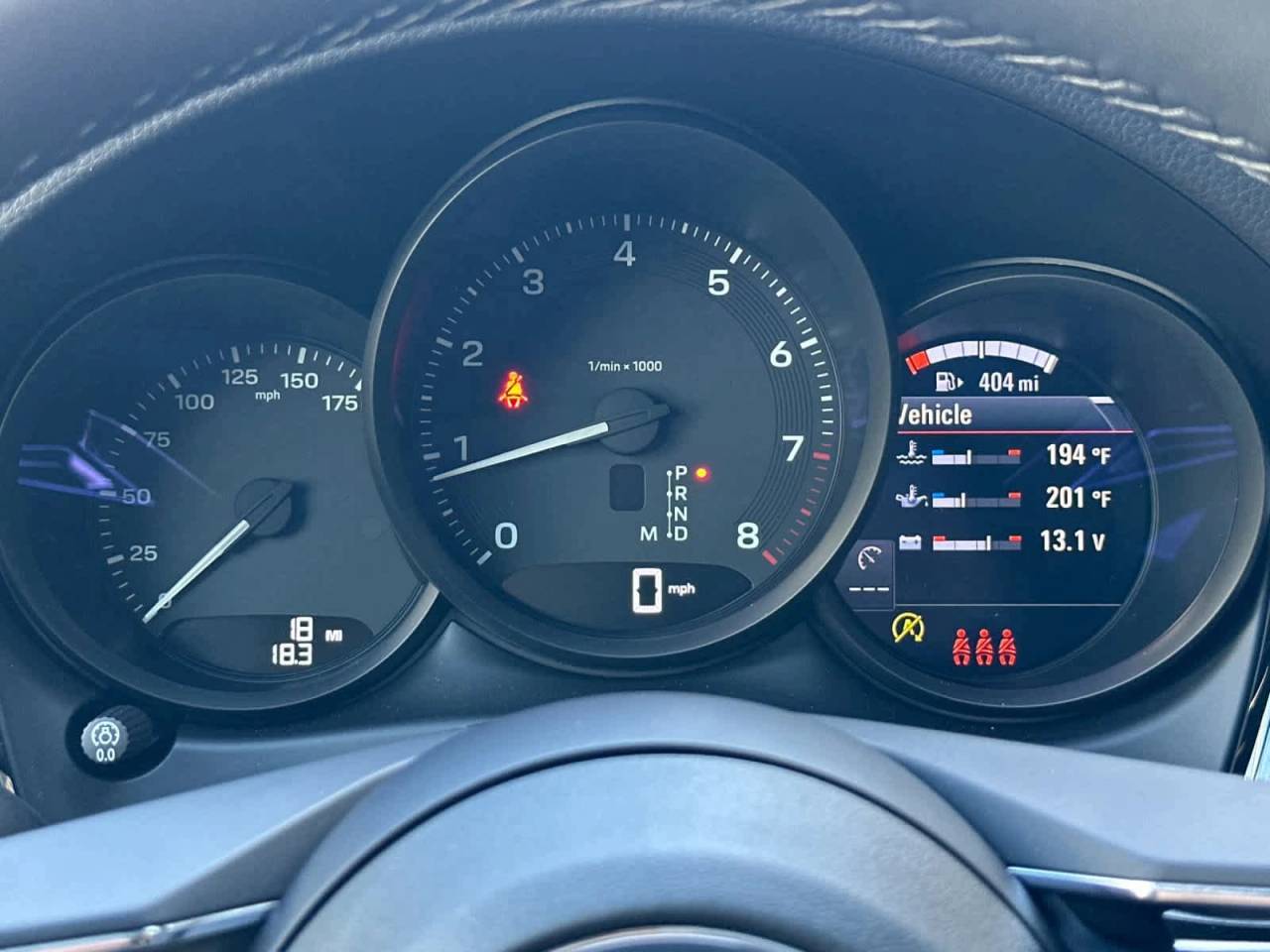 2026 Porsche Macan Base