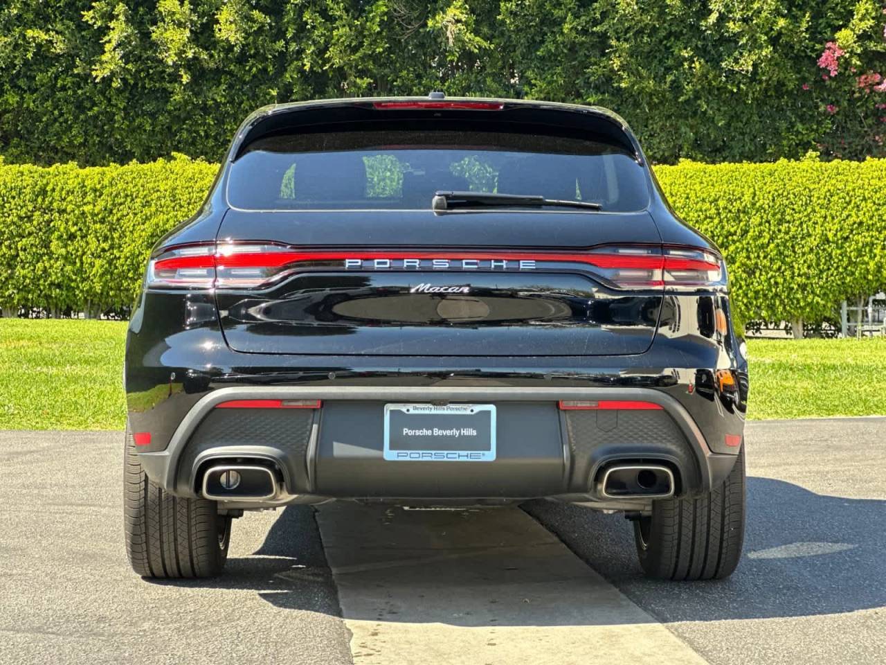 2026 Porsche Macan Base
