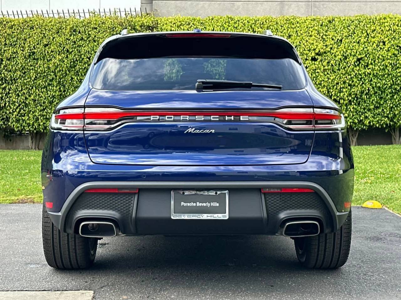 2026 Porsche Macan Base