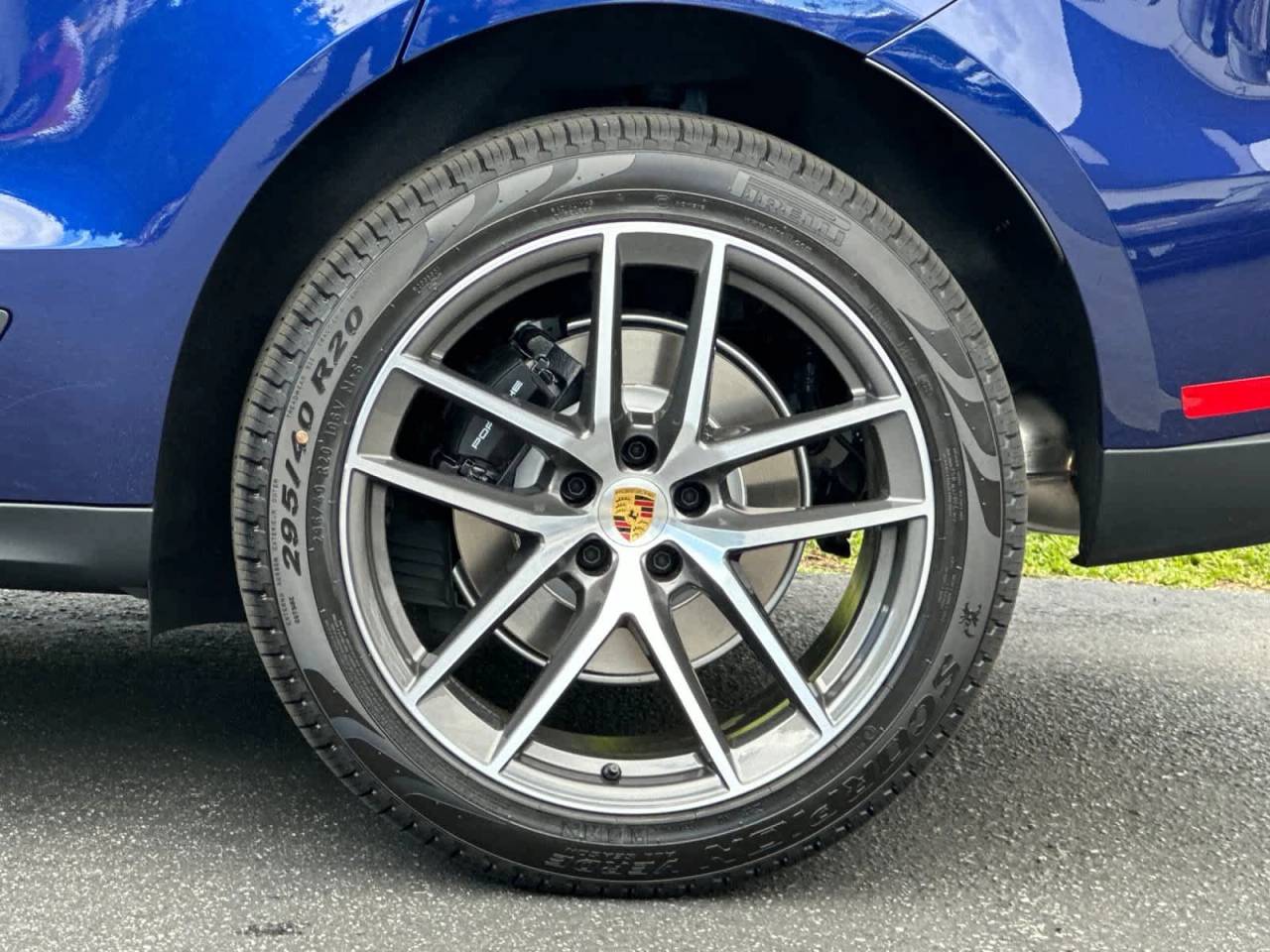 2026 Porsche Macan Base