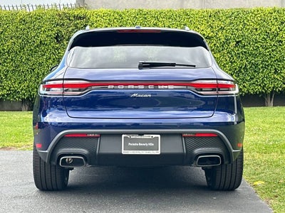 2026 Porsche Macan Base