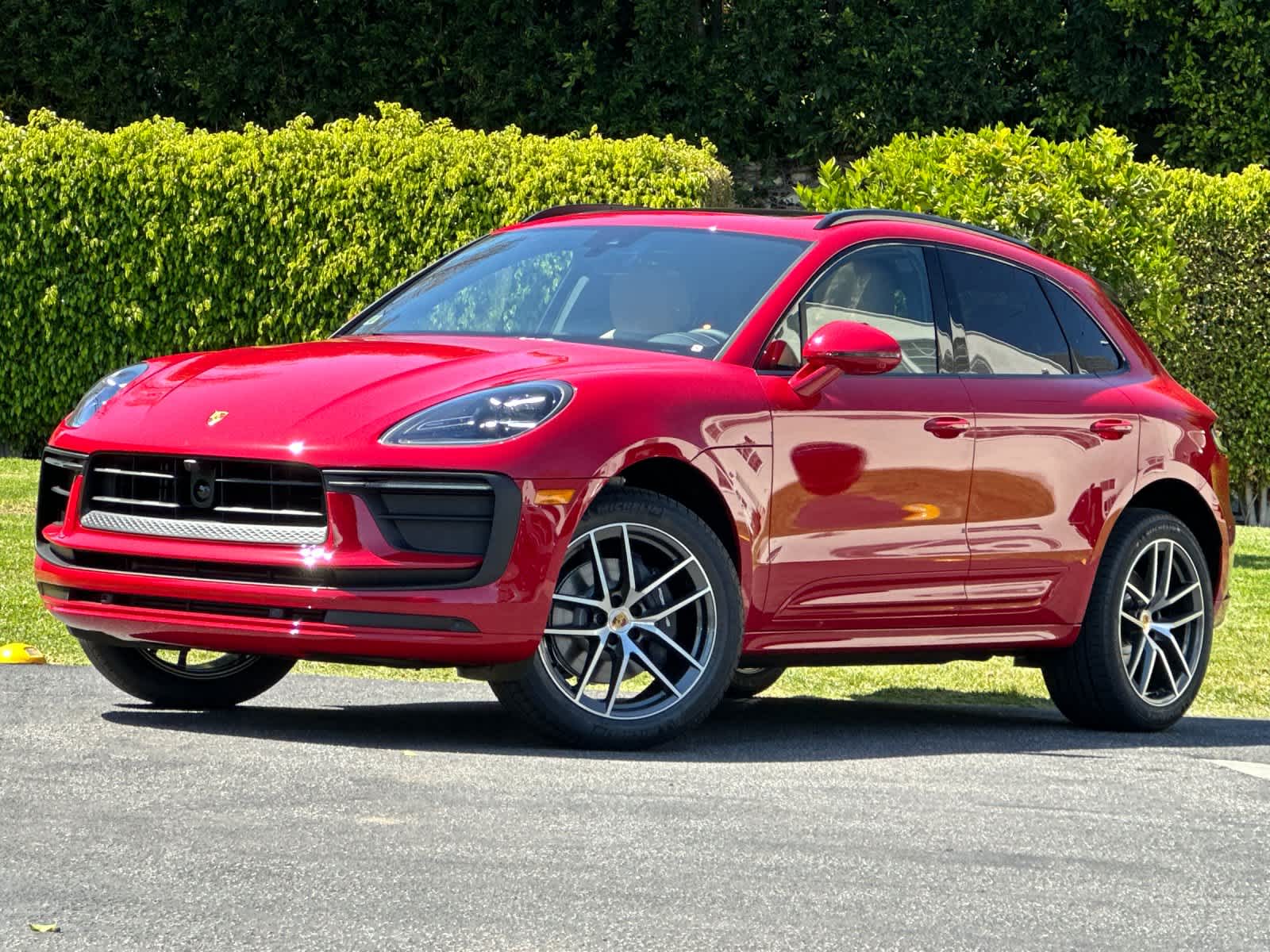 2026 Porsche Macan Base