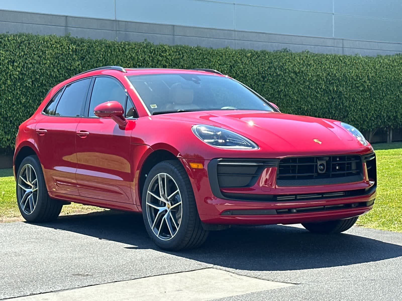 2026 Porsche Macan Base