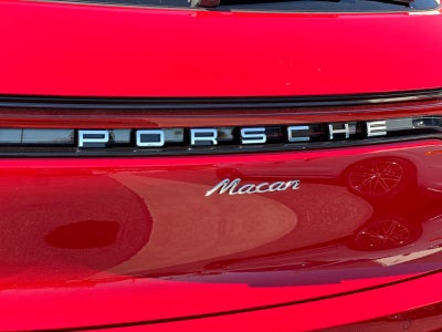 2026 Porsche Macan Base