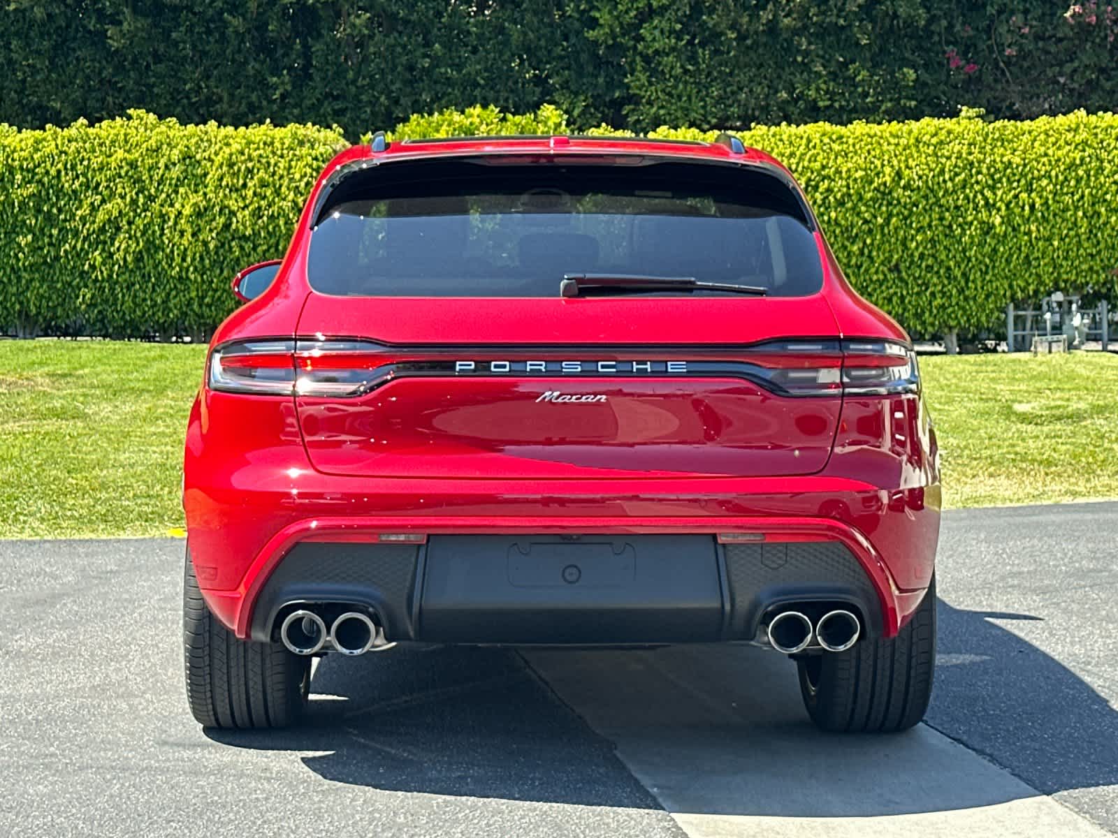 2026 Porsche Macan Base