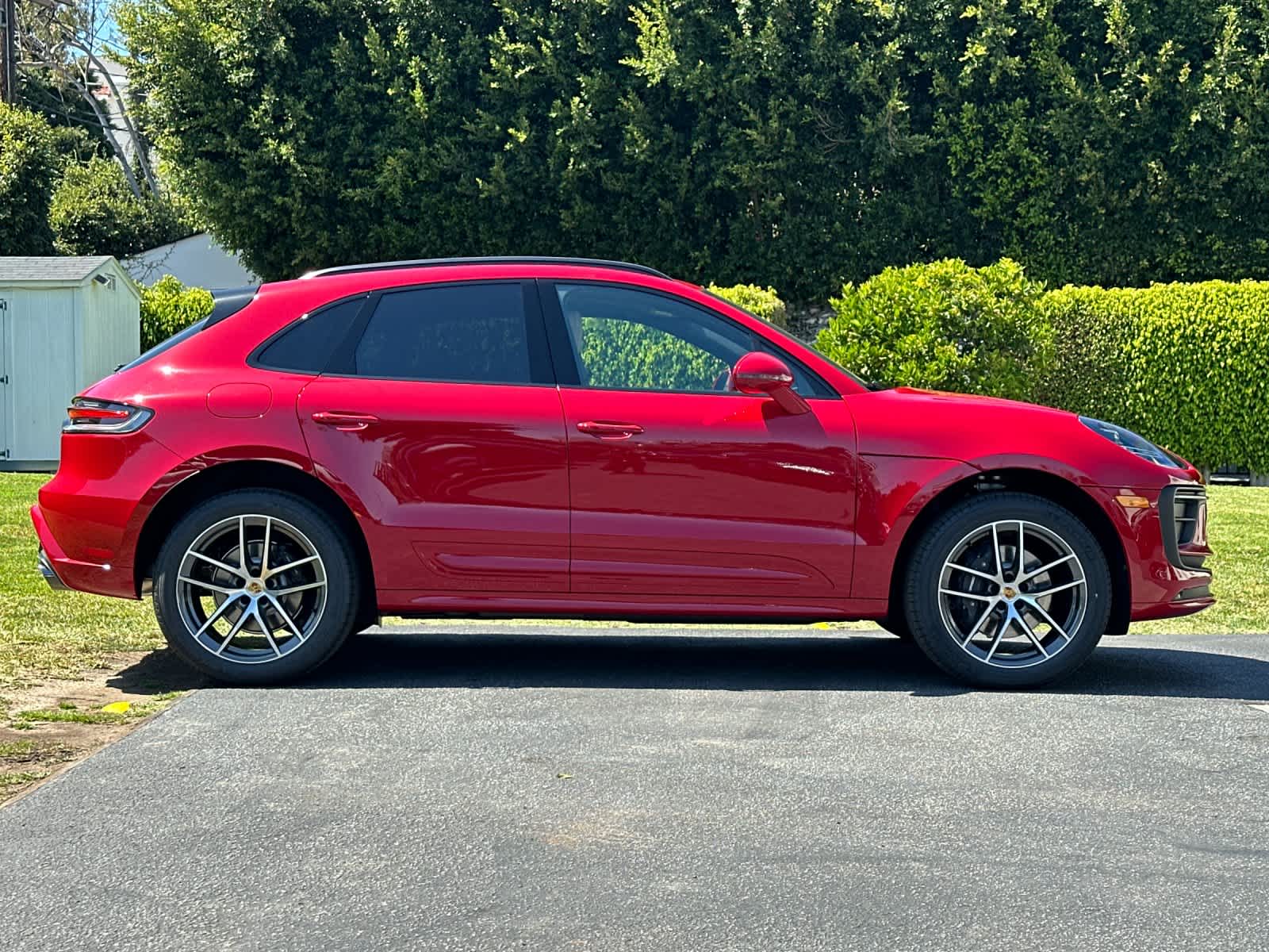 2026 Porsche Macan Base