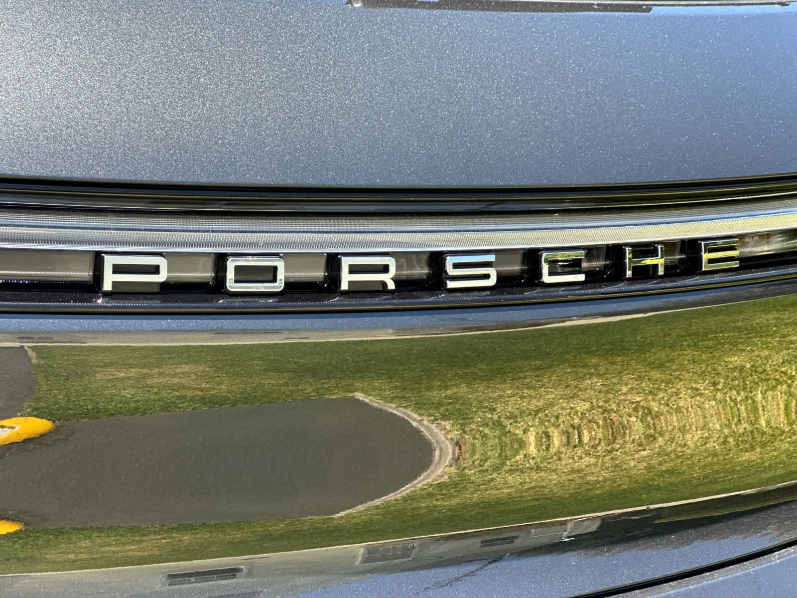 2026 Porsche Macan Macan