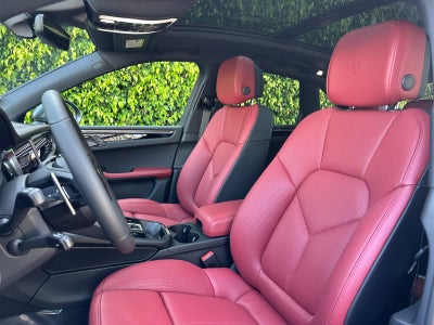 2026 Porsche Macan Macan T