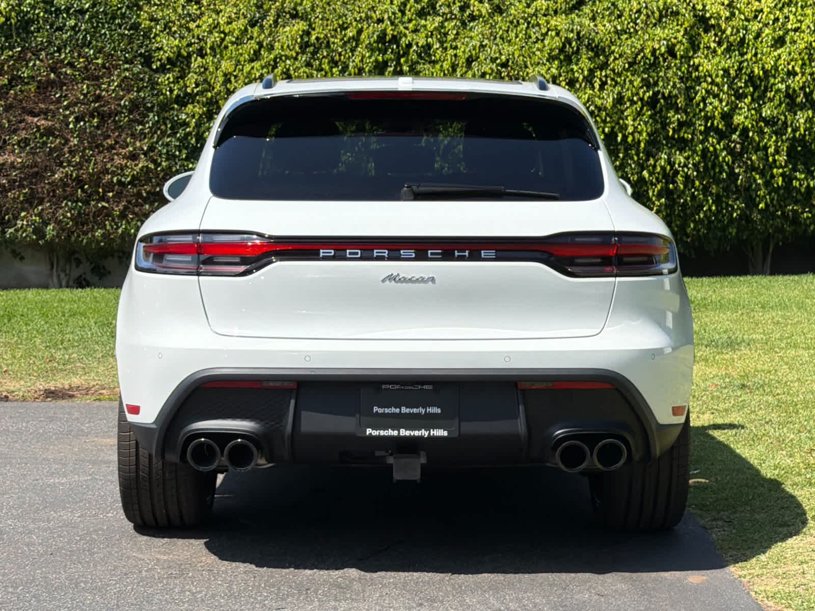2026 Porsche Macan Macan