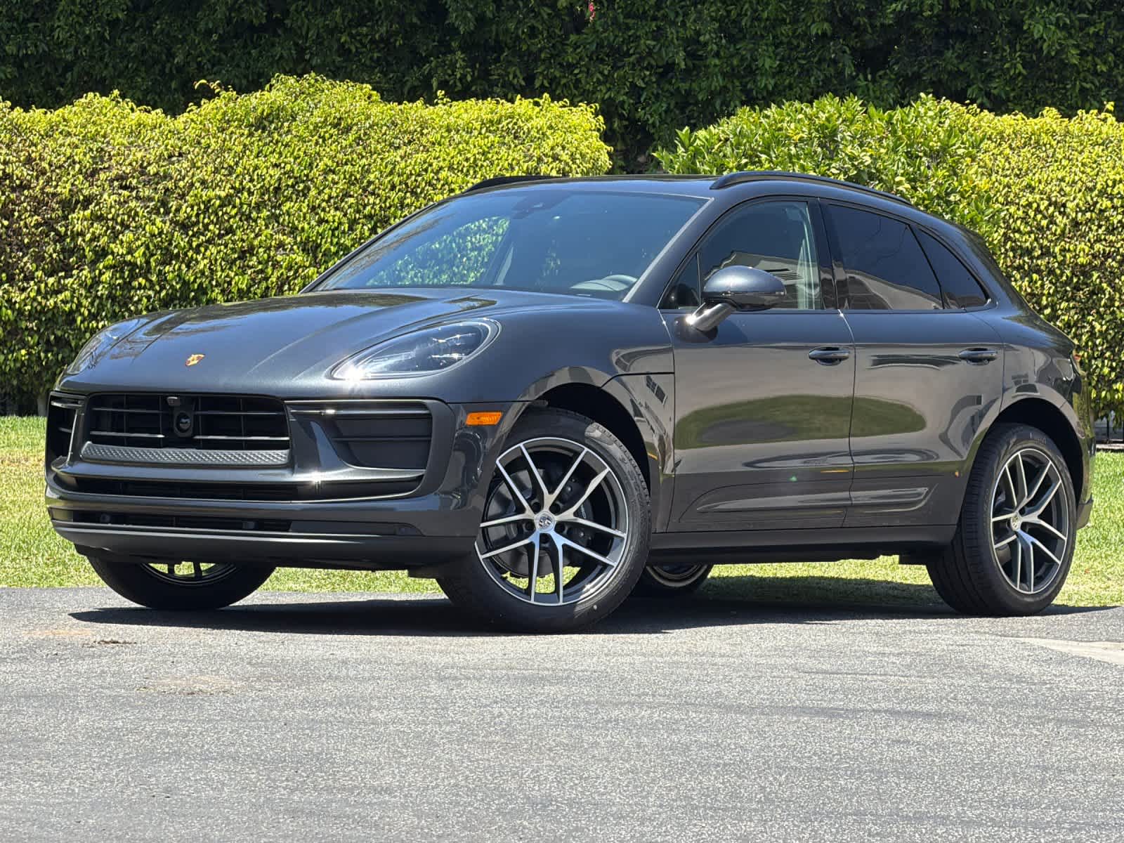 2026 Porsche Macan Macan