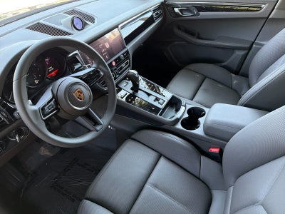 2026 Porsche Macan Macan