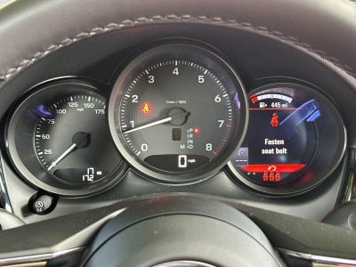 2026 Porsche Macan Macan
