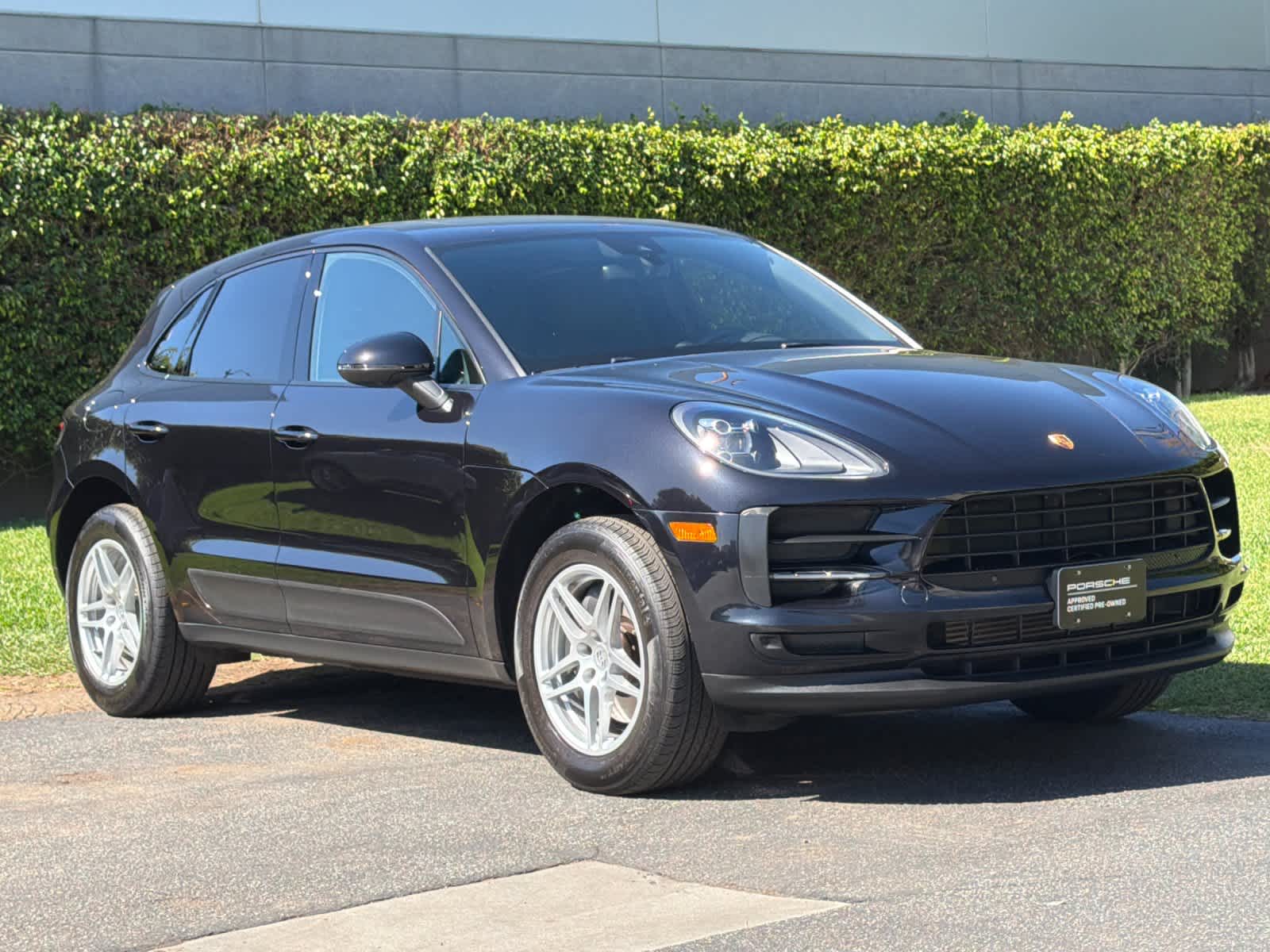 2021 Porsche Macan Macan