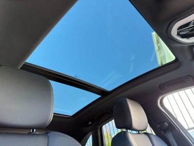 2021 Porsche Macan Macan