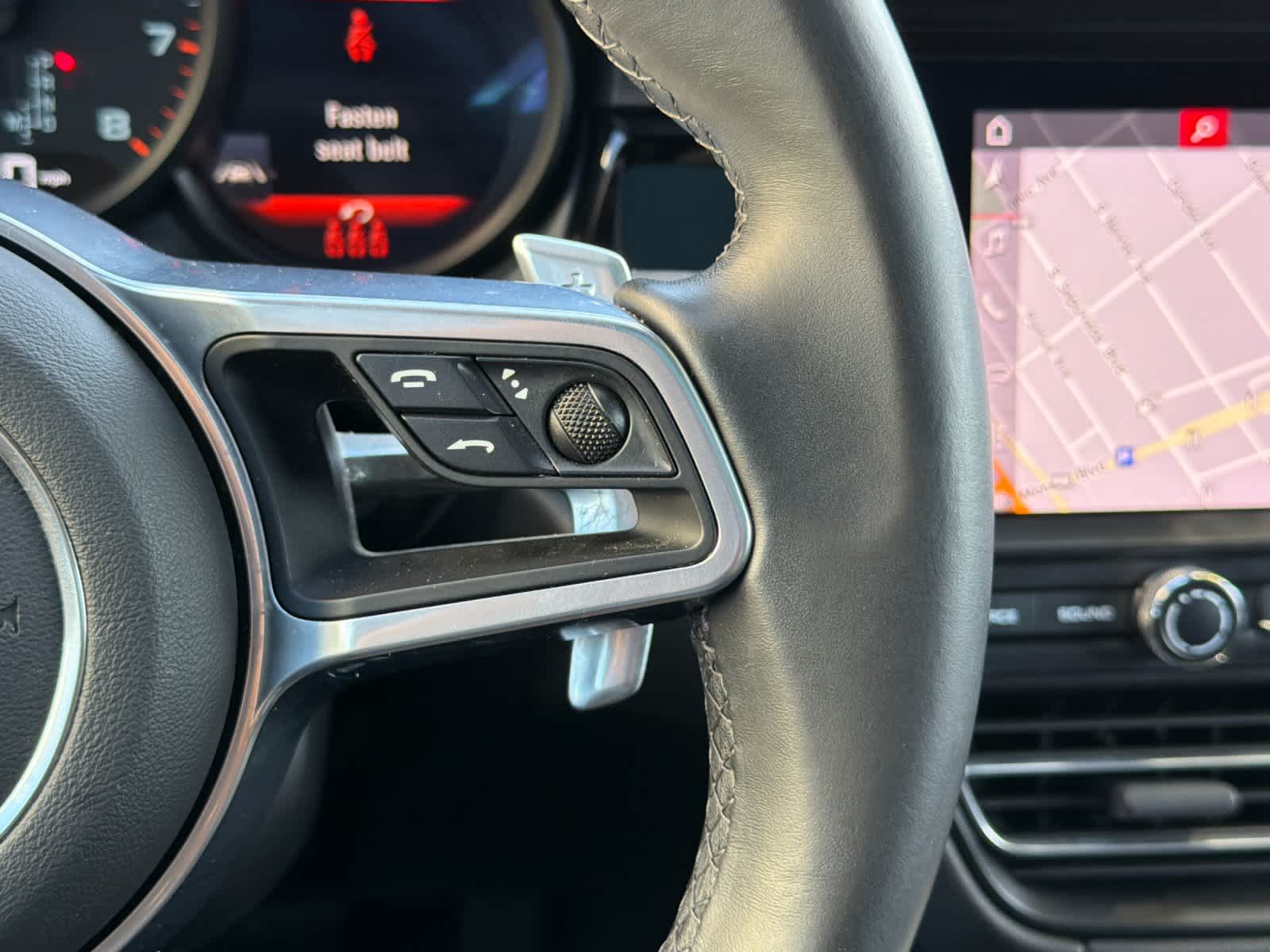 2021 Porsche Macan Macan