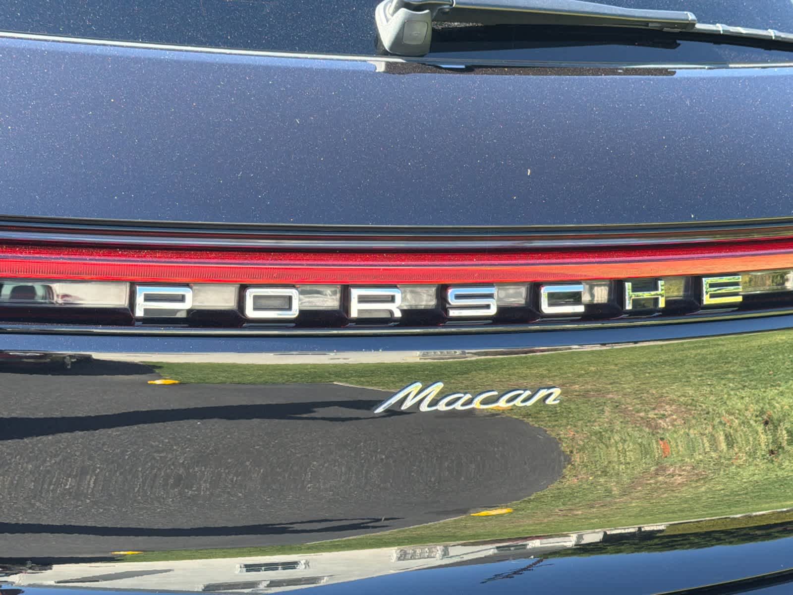 2021 Porsche Macan Macan
