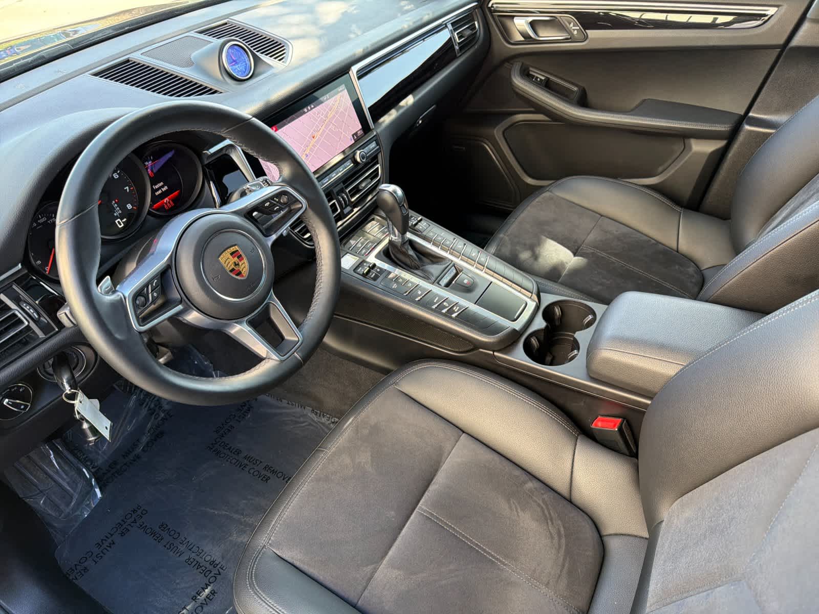 2021 Porsche Macan Macan