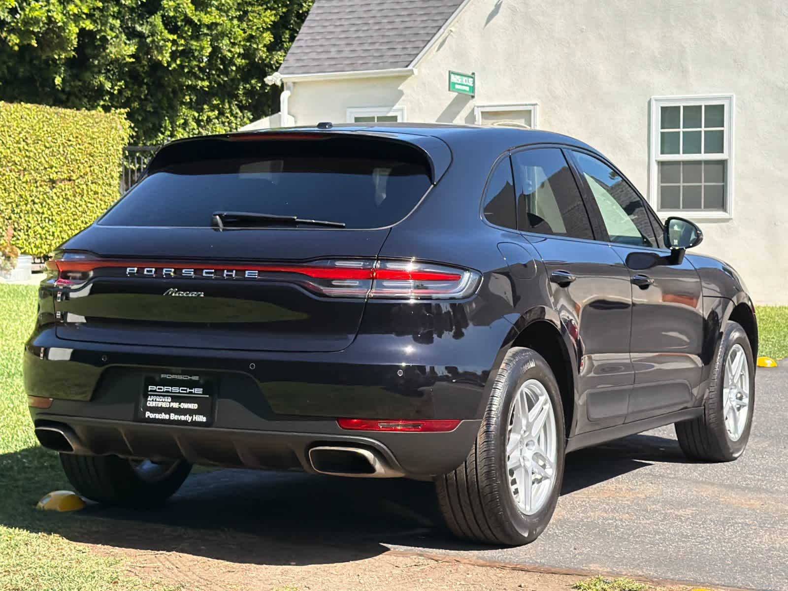2021 Porsche Macan Macan