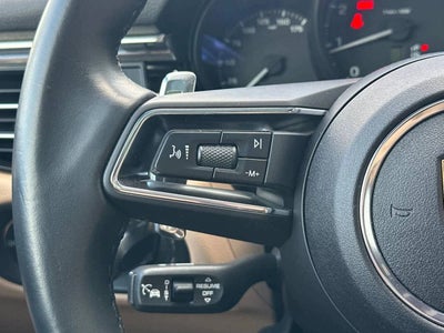 2025 Porsche Macan AWD