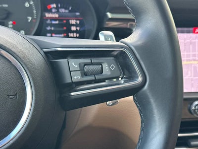 2025 Porsche Macan AWD