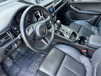 2025 Porsche Macan AWD