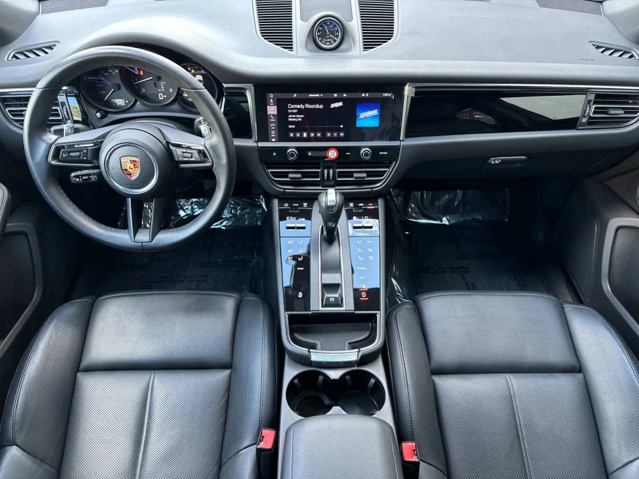 2025 Porsche Macan AWD