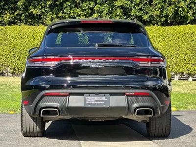 2025 Porsche Macan AWD