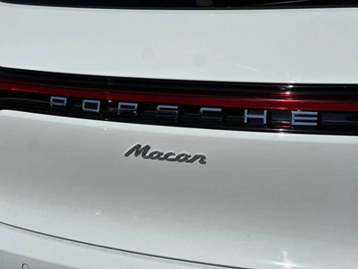 2025 Porsche Macan Base