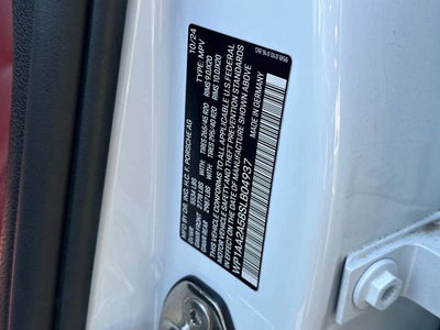 2025 Porsche Macan Base