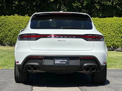 2025 Porsche Macan Base