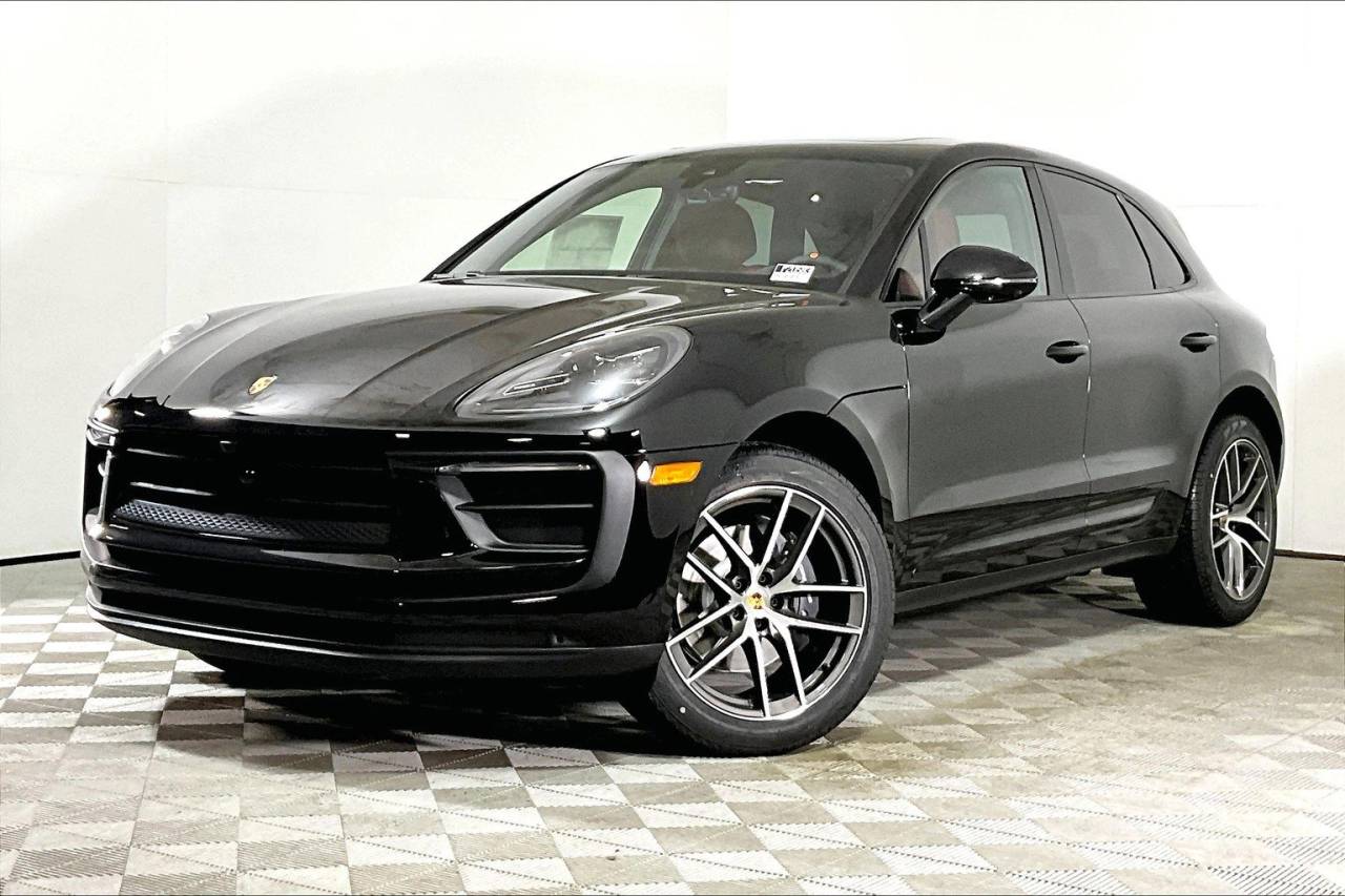 2025 Porsche Macan AWD