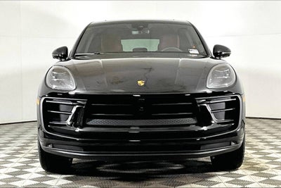 2025 Porsche Macan AWD