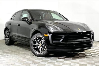 2025 Porsche Macan AWD