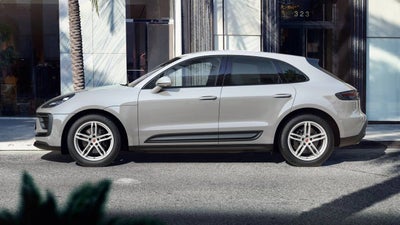 2025 Porsche Macan AWD