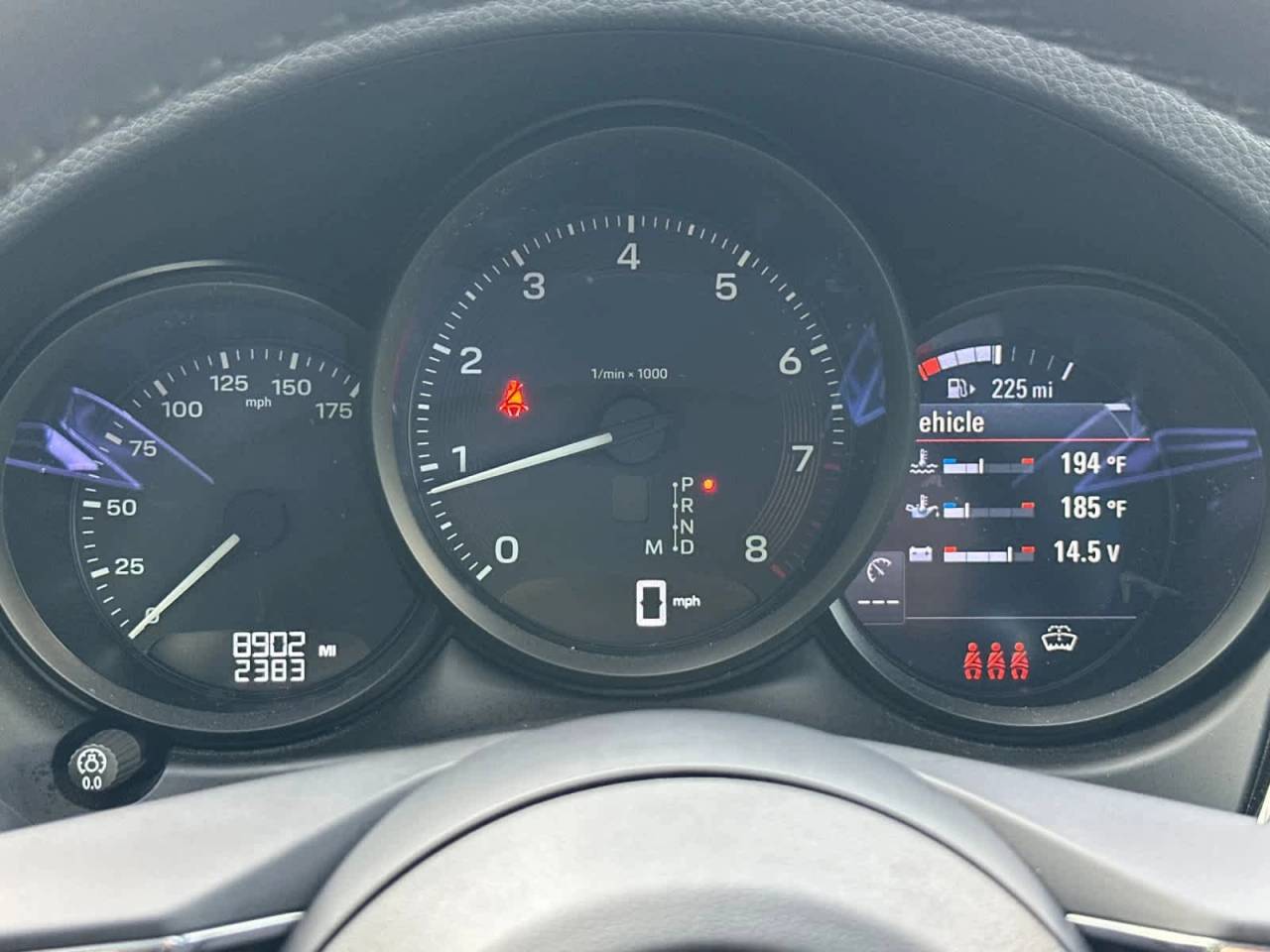 2025 Porsche Macan Base