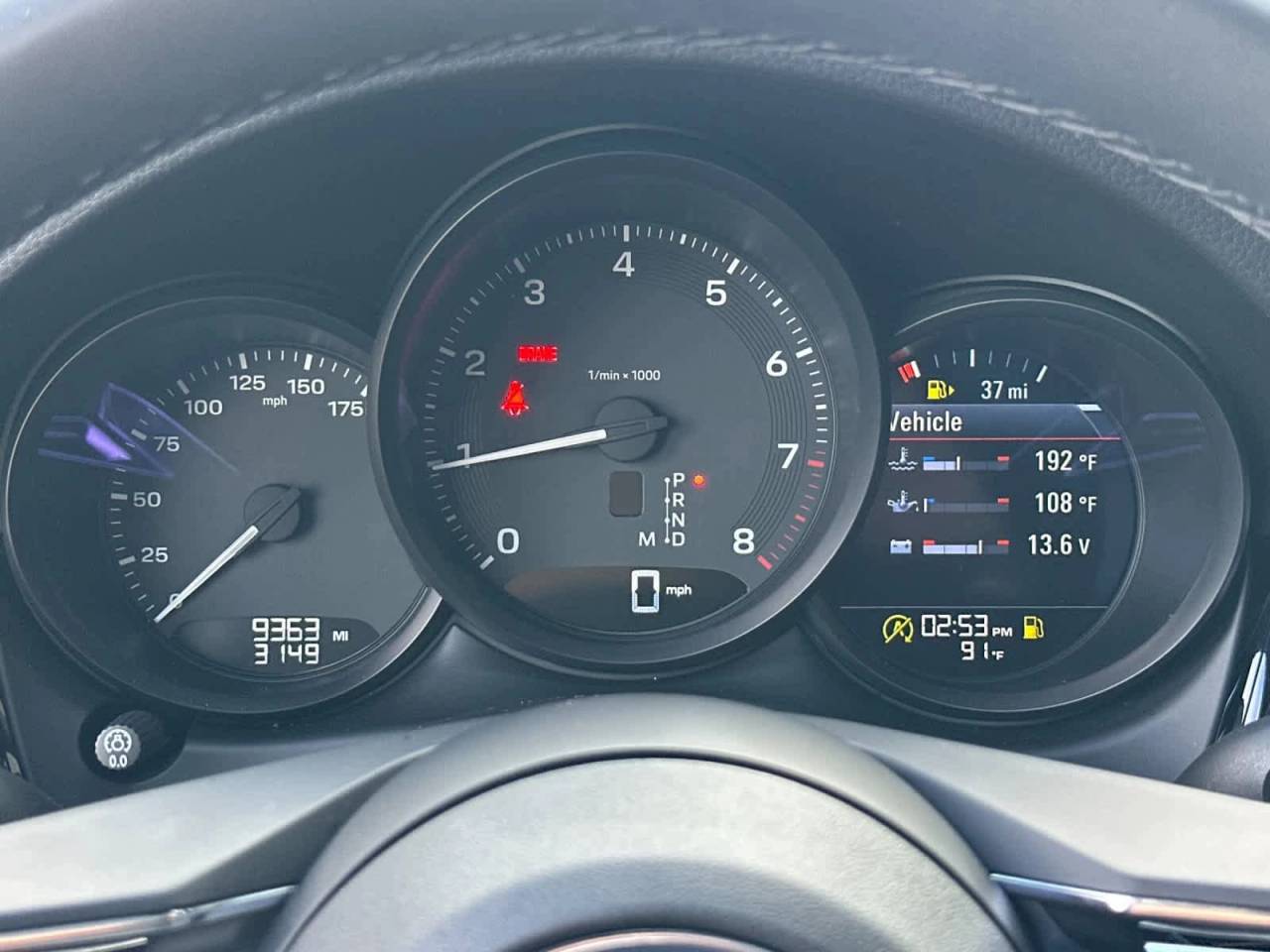 2025 Porsche Macan Base