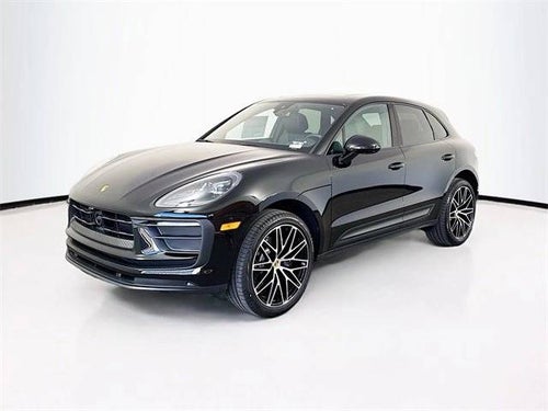 2025 Porsche Macan Base