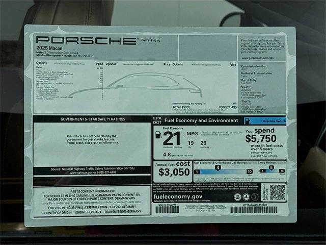 2025 Porsche Macan Base