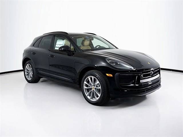 2025 Porsche Macan Base