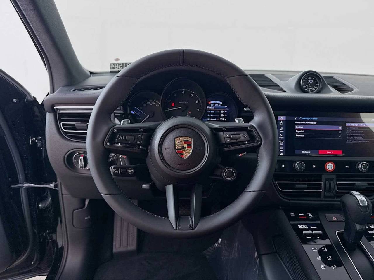 2025 Porsche Macan AWD