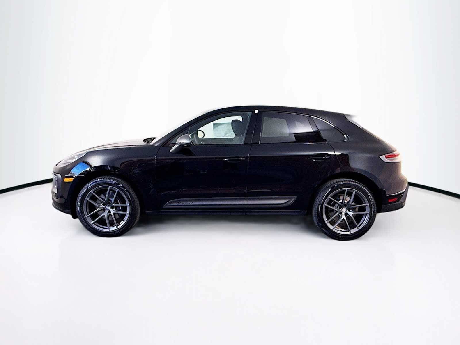 2025 Porsche Macan Macan T