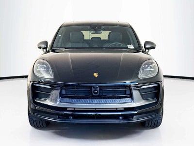 2025 Porsche Macan Macan T