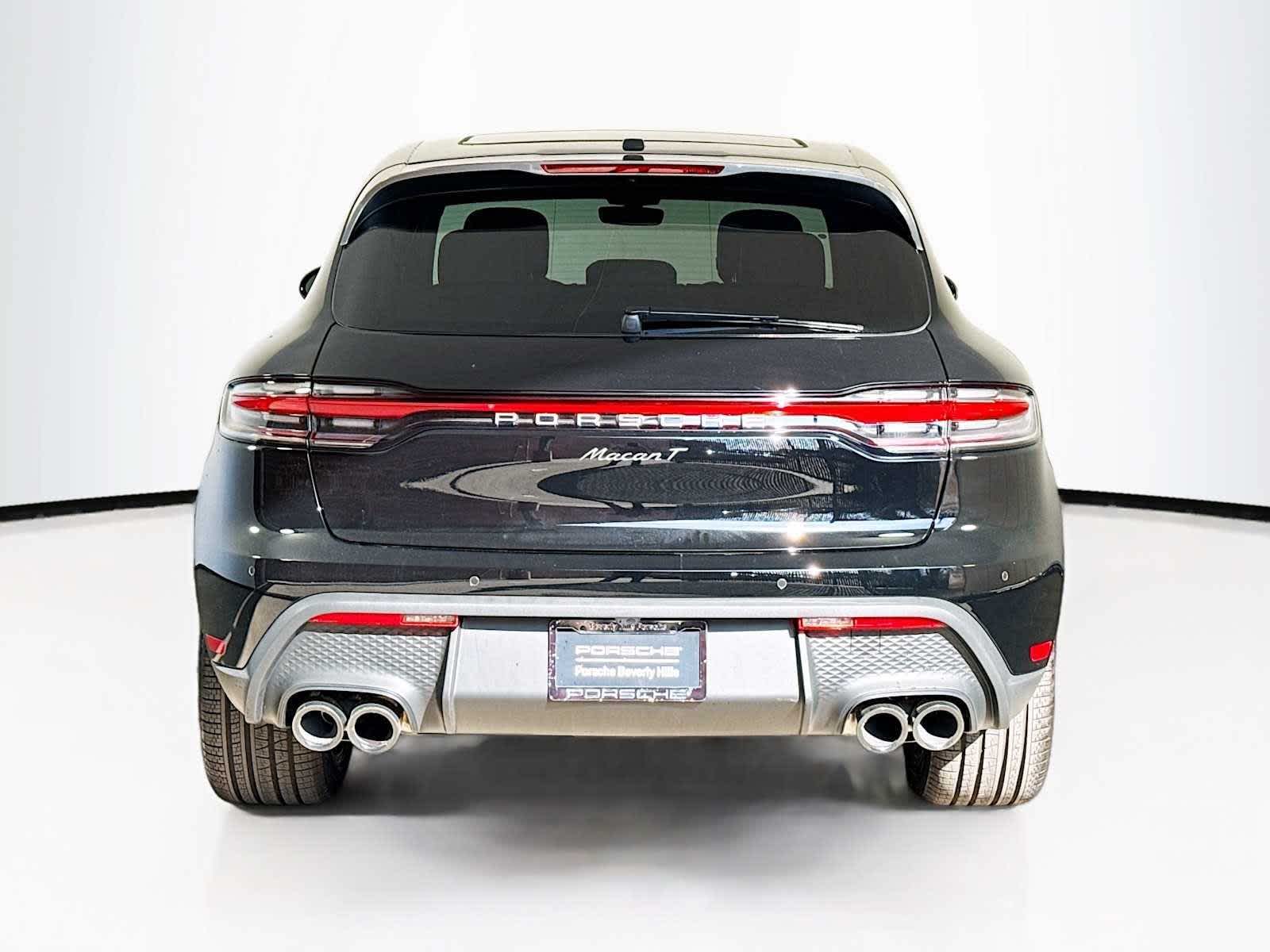 2025 Porsche Macan Macan T