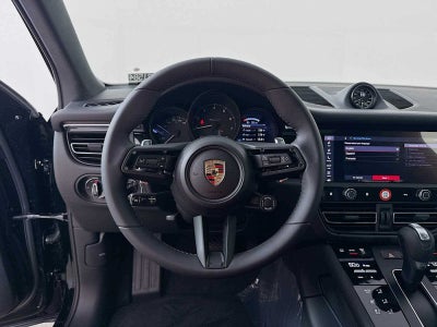 2025 Porsche Macan Macan T