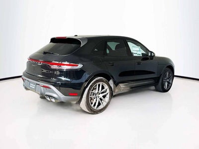 2025 Porsche Macan AWD