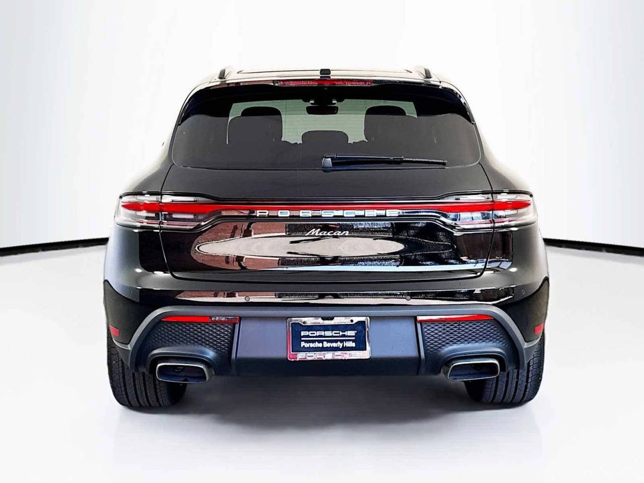 2025 Porsche Macan AWD